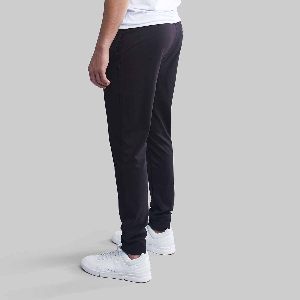 BLACK PERFORMANCE FLEECE JOGGERS