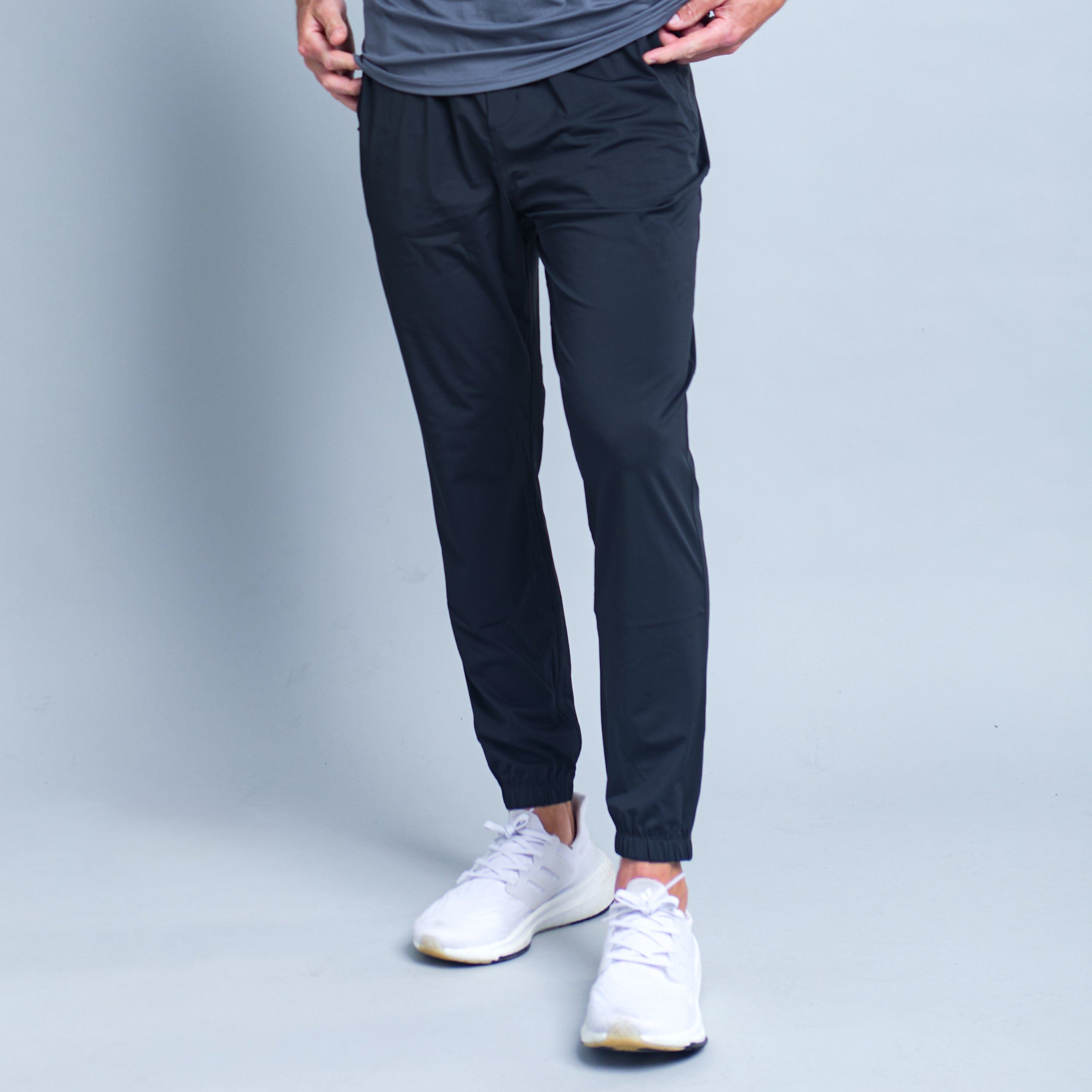 BREAKAWAY JOGGER