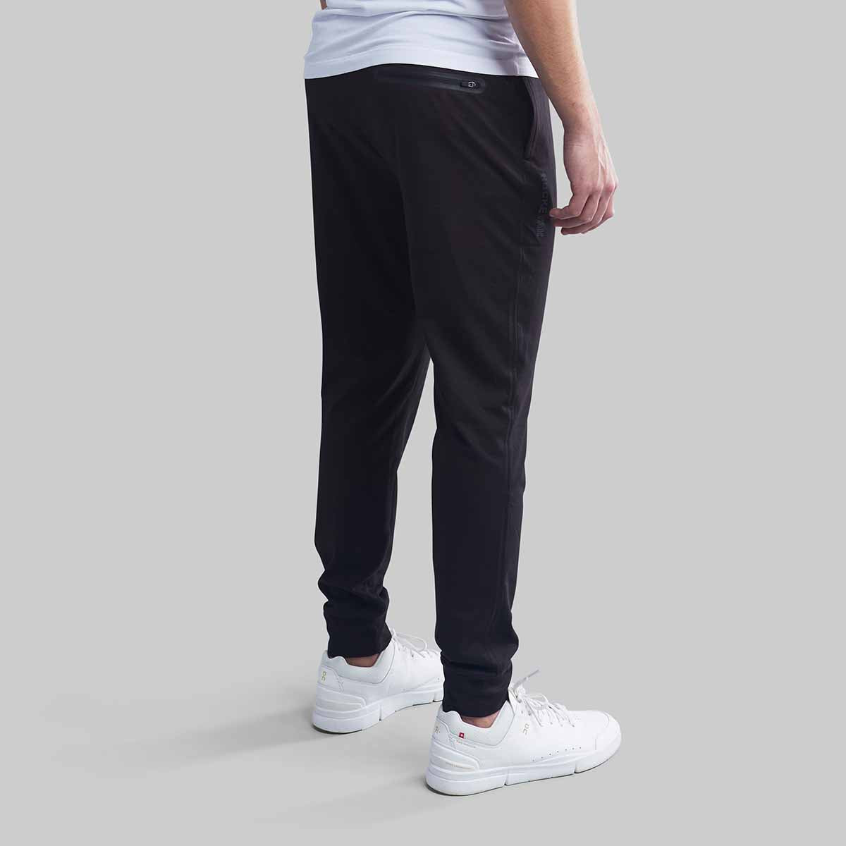 YOUTH BLACK PERFORMANCE FLEECE JOGGERS